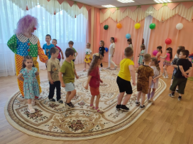 Фестиваль "Яркие краски лета" Фестиваль "Яркие краски лета".